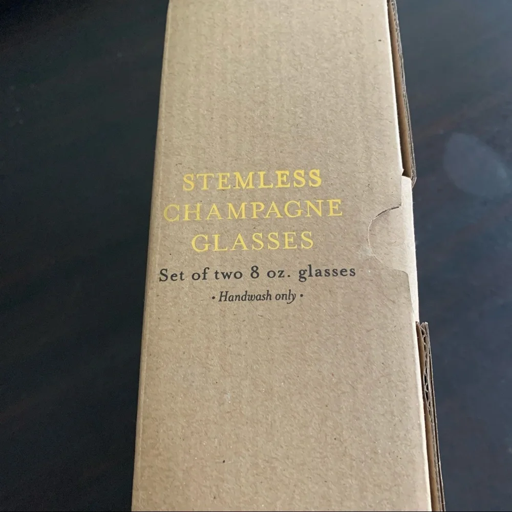 NIB Champagne Glasses “Cheers”